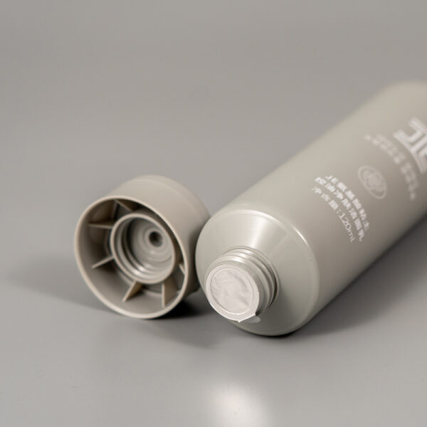 cosmetic tube for cleansing (5)