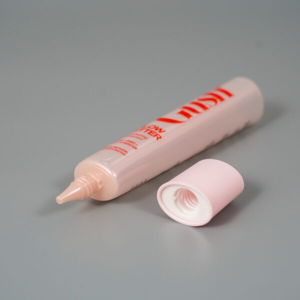 cosmetic tube for moisteriser (6)