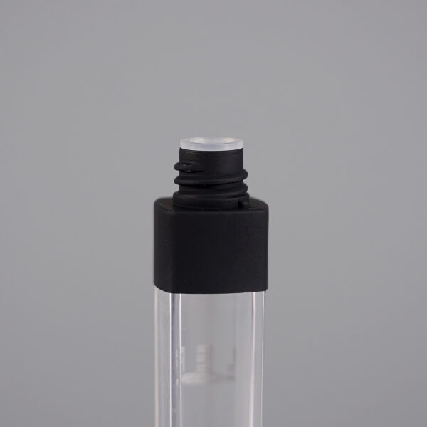 6ml Matte Black Square Lipgloss Tube (1)